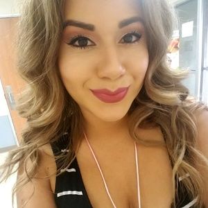 Meet your Posher, Sylvia